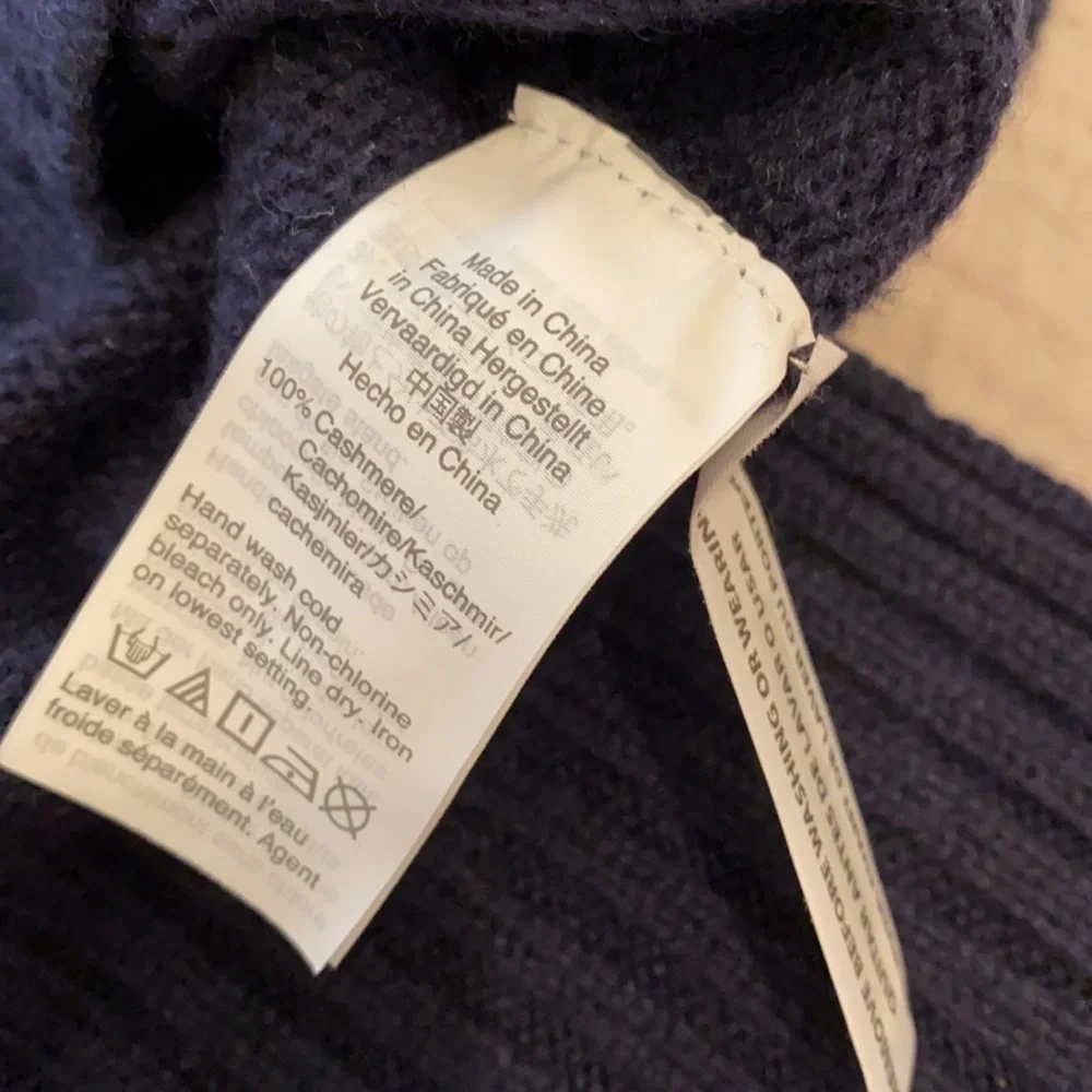 J. Crew 100% cashmere everyday navy sweater. New. Size XXS.